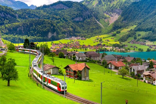 Mono Switzerland : Alpine Escape