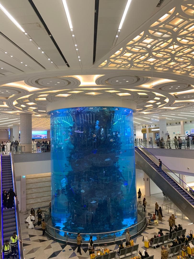 KETIBAAN DI TANAH SUCI